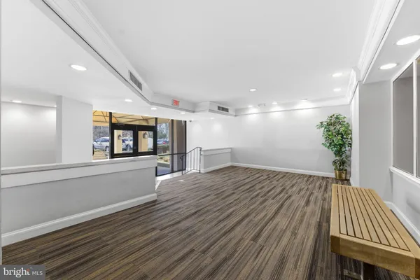 $235,000 | 4355 Ivymount Court, Unit 37, Annandale, VA 22003