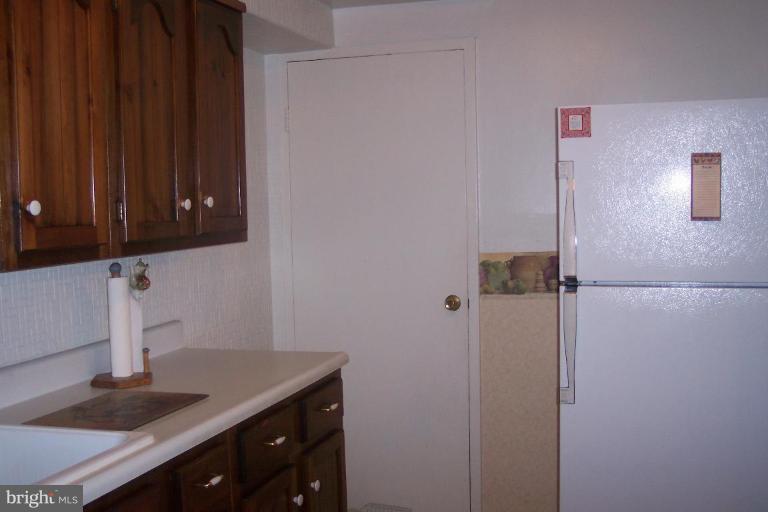 8058 Wallace Road Dundalk, MD 21222 - Photo 5 of 24 Kitchen #2