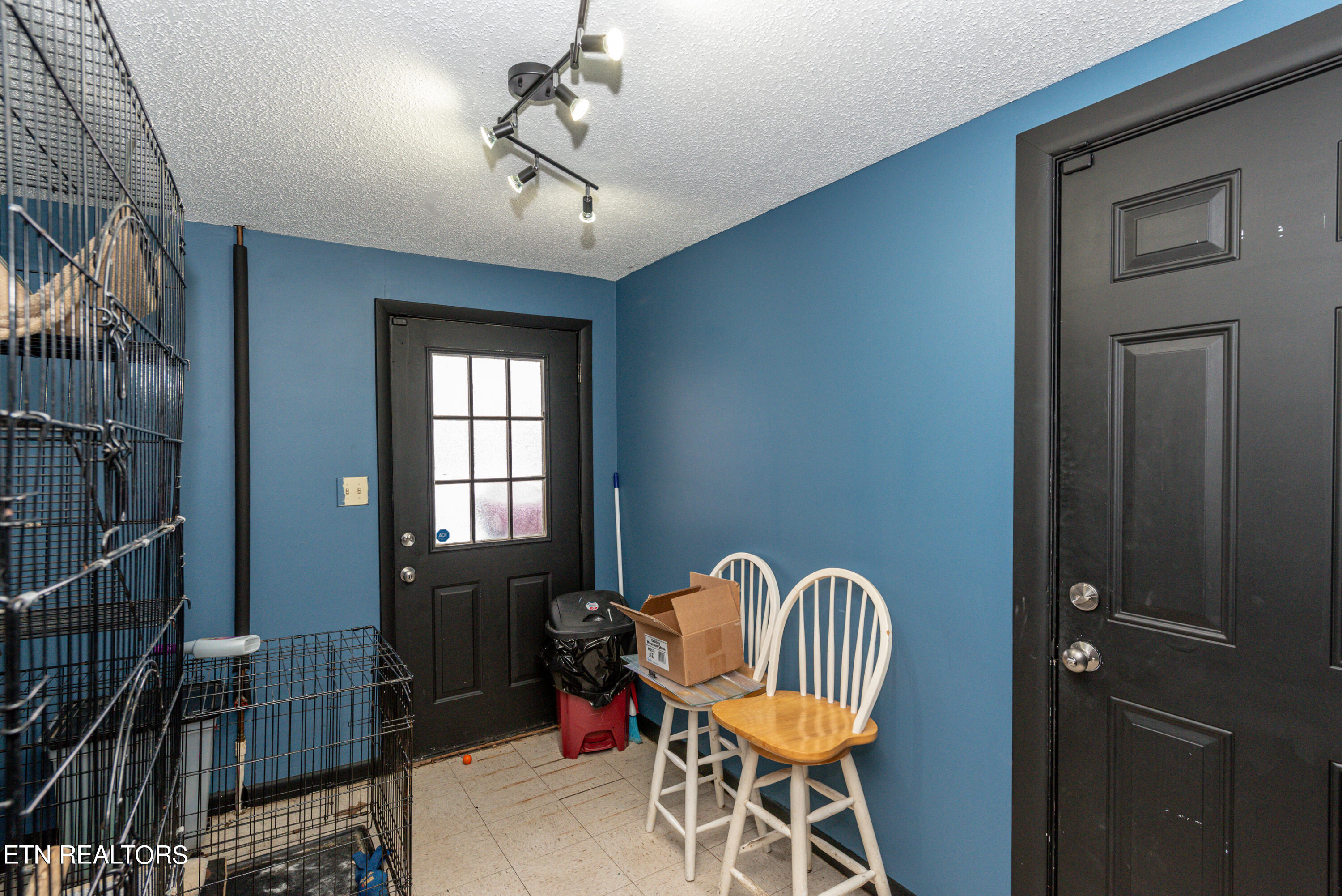 1904 Highland Road Maryville, TN 37801 - Photo 15 of 19 Downstairs entry