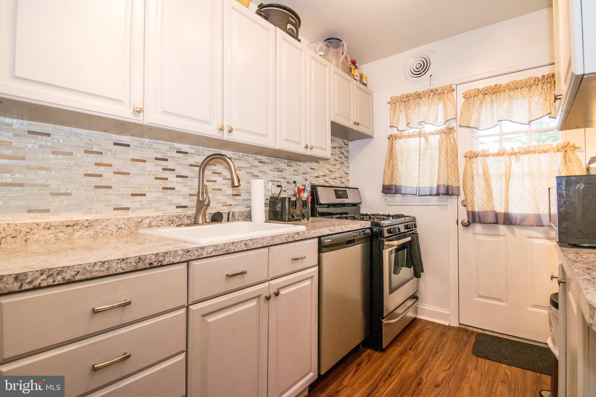 159 Bennett Road Baltimore, MD 21221 - Photo 10 of 24 Gallery Image 10