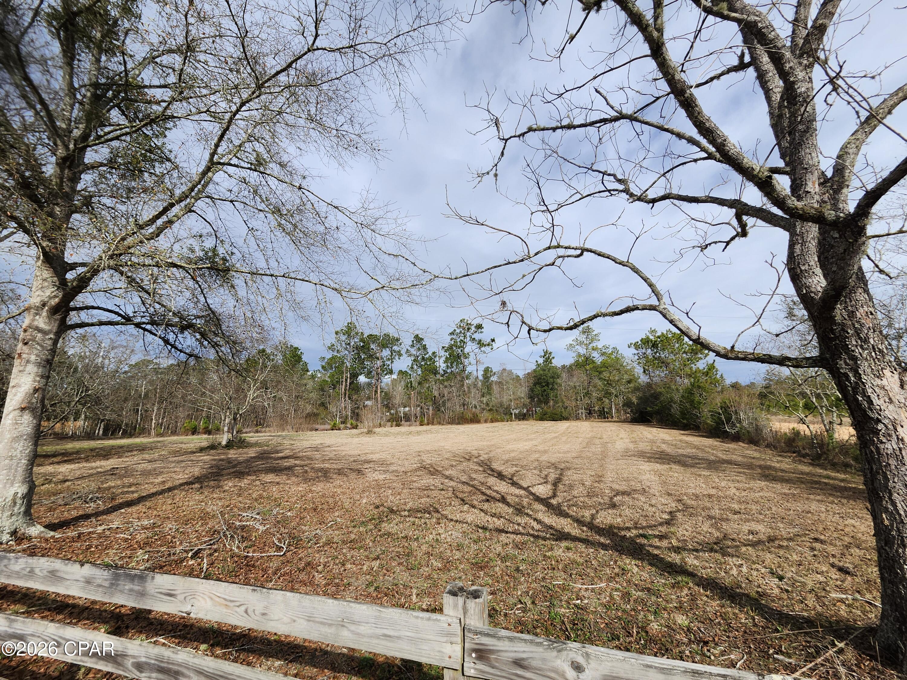 1237 Merry Acres Drive Chipley, FL 32428 - Photo 3 of 33