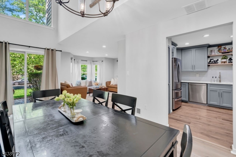 213 Longview Road Bridgewater, NJ 08807 - Photo 17 of 47