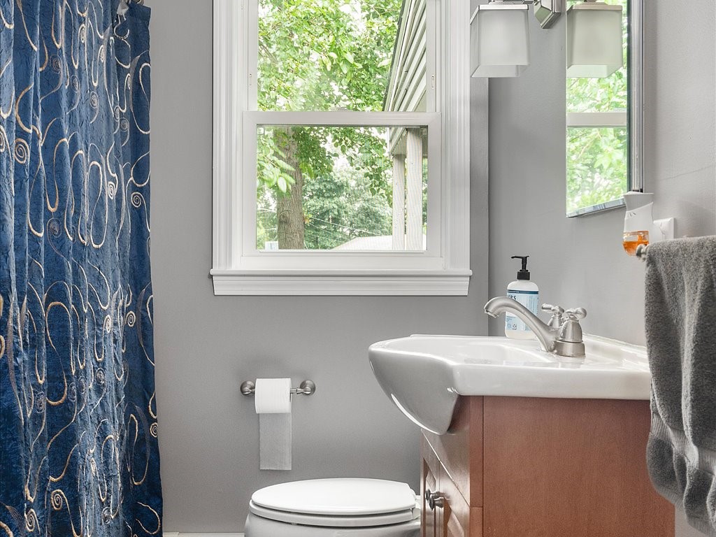 65 Roundway Drive Coventry, RI 02816 - Photo 12 of 18