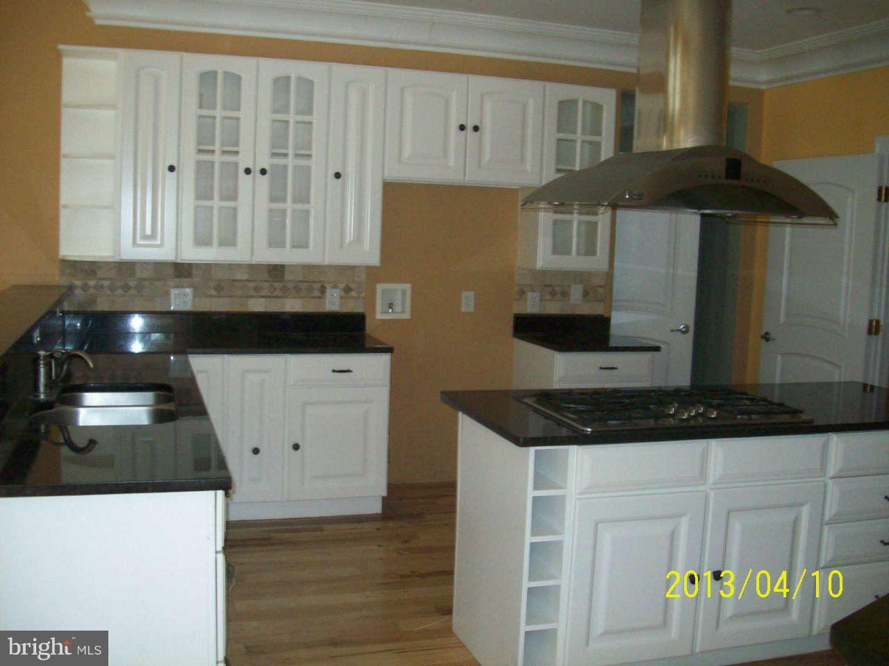 13343 Wilt Store Road Leesburg, VA 20176 - Photo 4 of 20 Kitchen