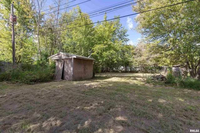 $139,900 | 3823 15th Street, Moline, IL 61265