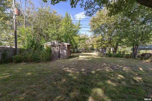 $139,900 | 3823 15th Street, Moline, IL 61265