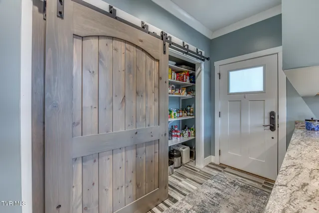 $968,000 | 384 Cross Mountain Road, Shady Valley, TN 37688