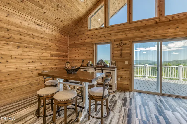 $968,000 | 384 Cross Mountain Road, Shady Valley, TN 37688