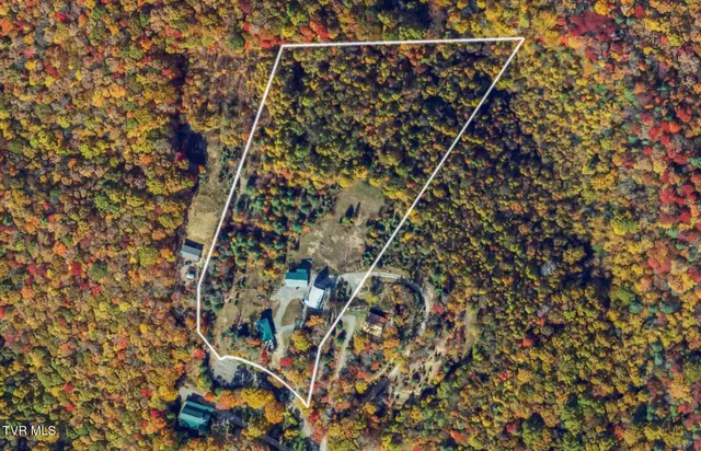 $968,000 | 384 Cross Mountain Road, Shady Valley, TN 37688