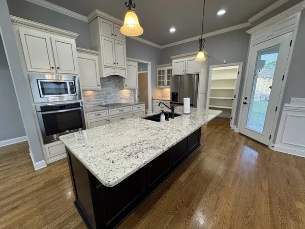 $3,250 | 712 Diana Court, Columbia, TN 38401