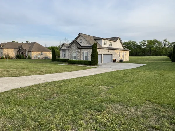 $3,250 | 712 Diana Court, Columbia, TN 38401