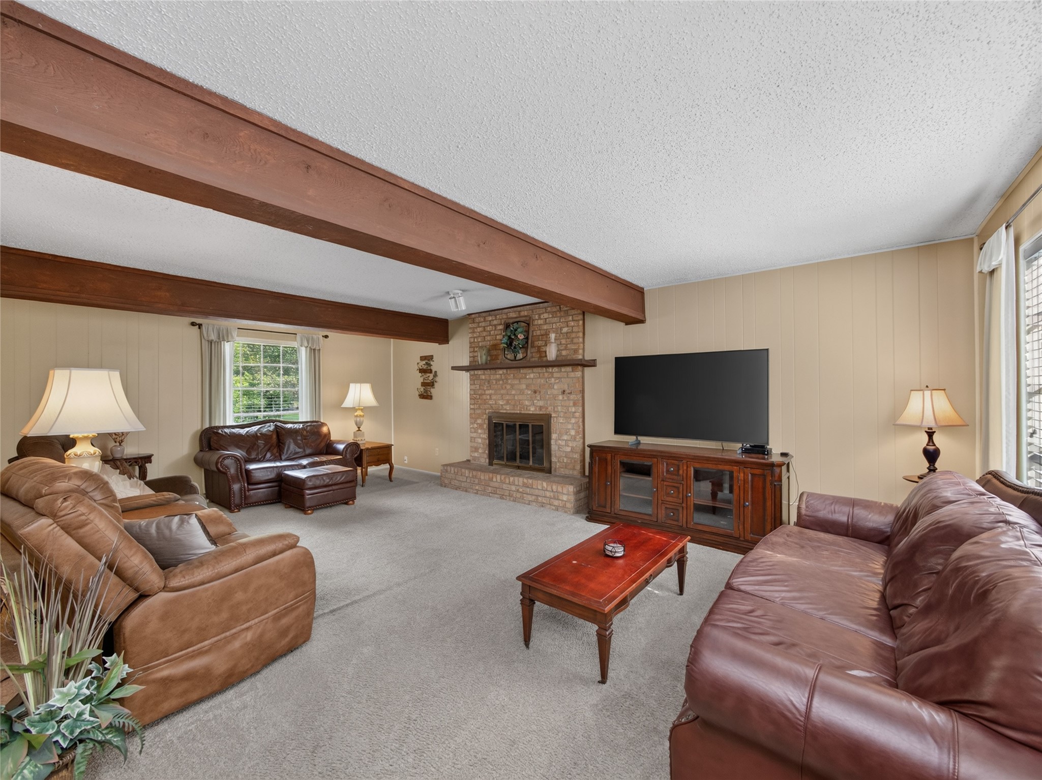 12901 Sherbourne Street Austin, TX 78729 - Photo 6 of 40