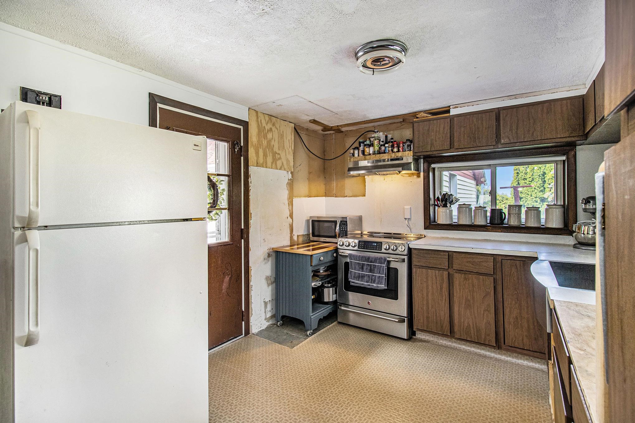 4225 North State Road Owosso, MI 48867 - Photo 16 of 25 50090665-15.JPG