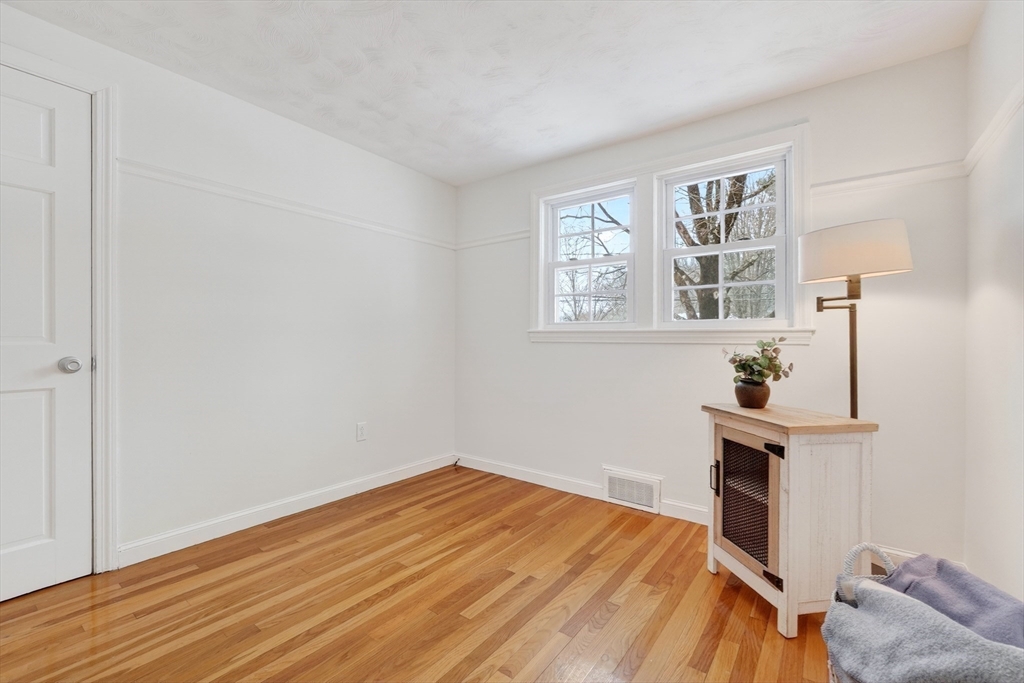 283 Ridgewood Drive Norwood, MA 02062 - Photo 16 of 39