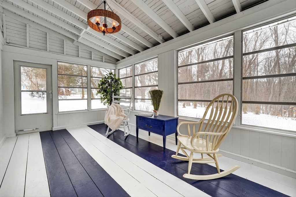 283 Ridgewood Drive Norwood, MA 02062 - Photo 25 of 39