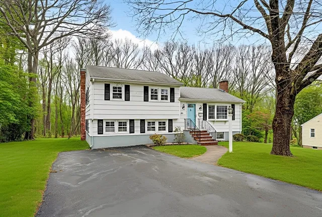 $769,000 | 283 Ridgewood Drive, Norwood, MA 02062