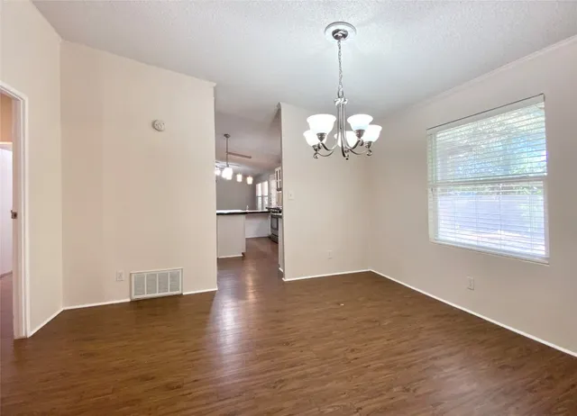 $2,500 | 1301 Lipan Trail, Austin, TX 78733