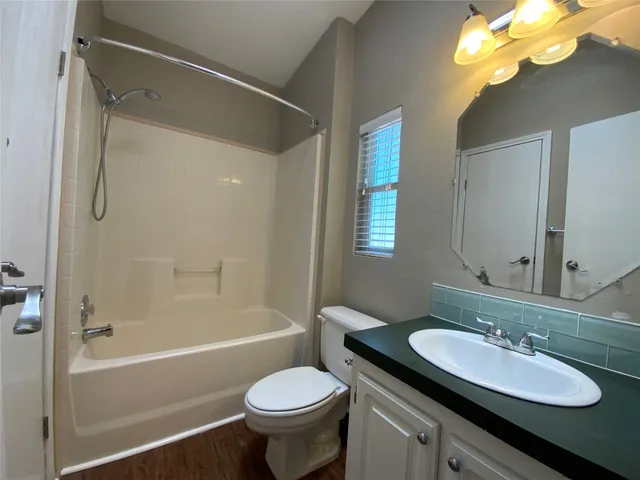 $2,500 | 1301 Lipan Trail, Austin, TX 78733