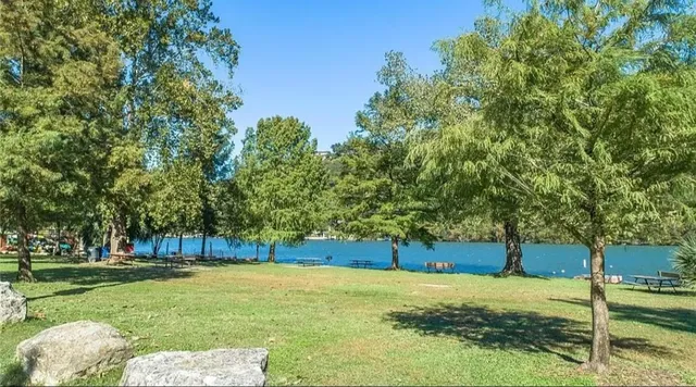 $2,500 | 1301 Lipan Trail, Austin, TX 78733