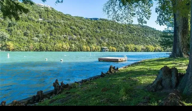 $2,500 | 1301 Lipan Trail, Austin, TX 78733