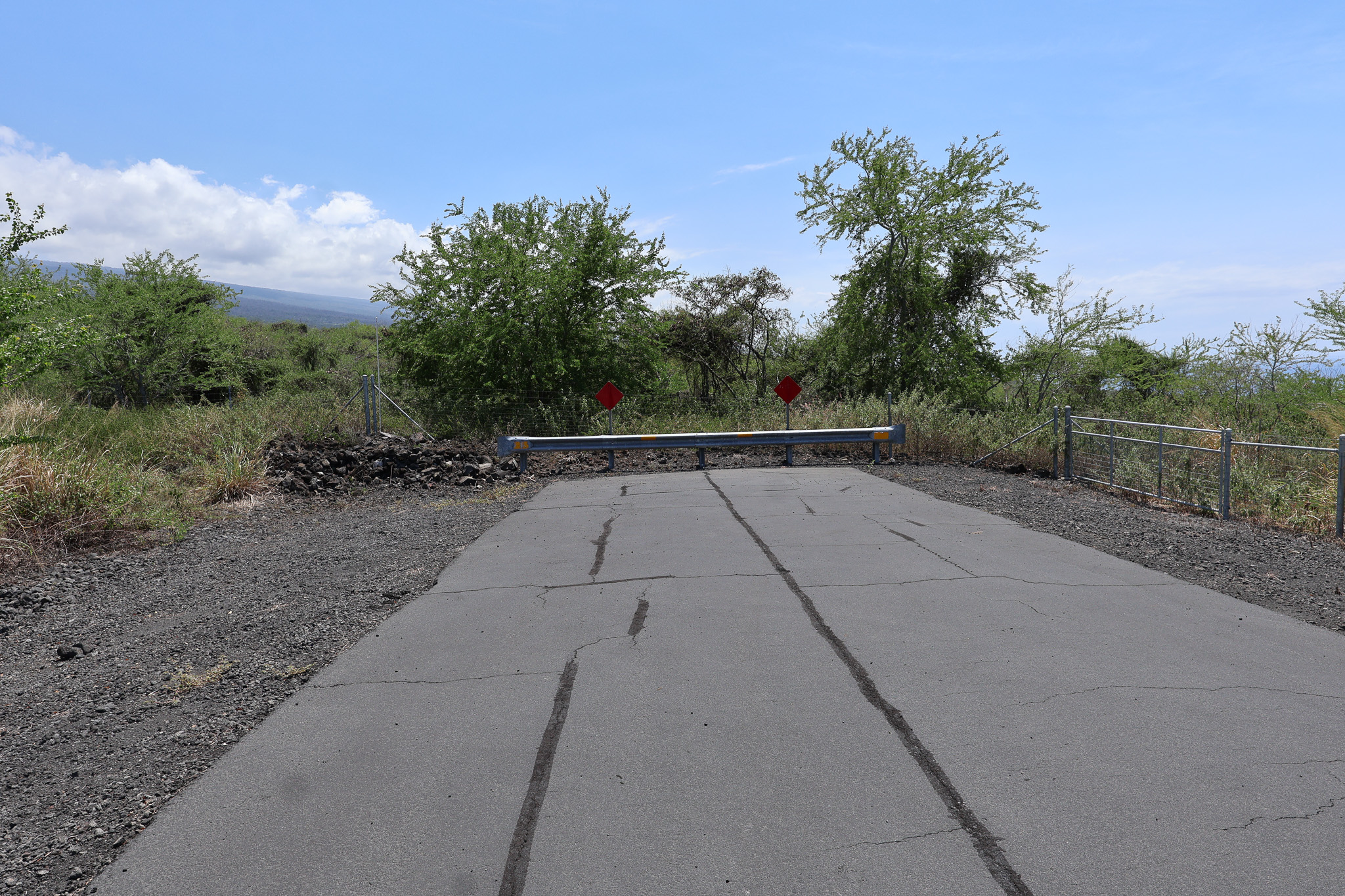 85-4471 Kapia Road Captain Cook, HI 96704 - Photo 25 of 30 a view of an outdoor space with green space