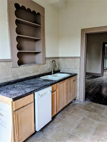 $69,900 | 7326 Pennsylvania Avenue, St. Louis, MO 63111