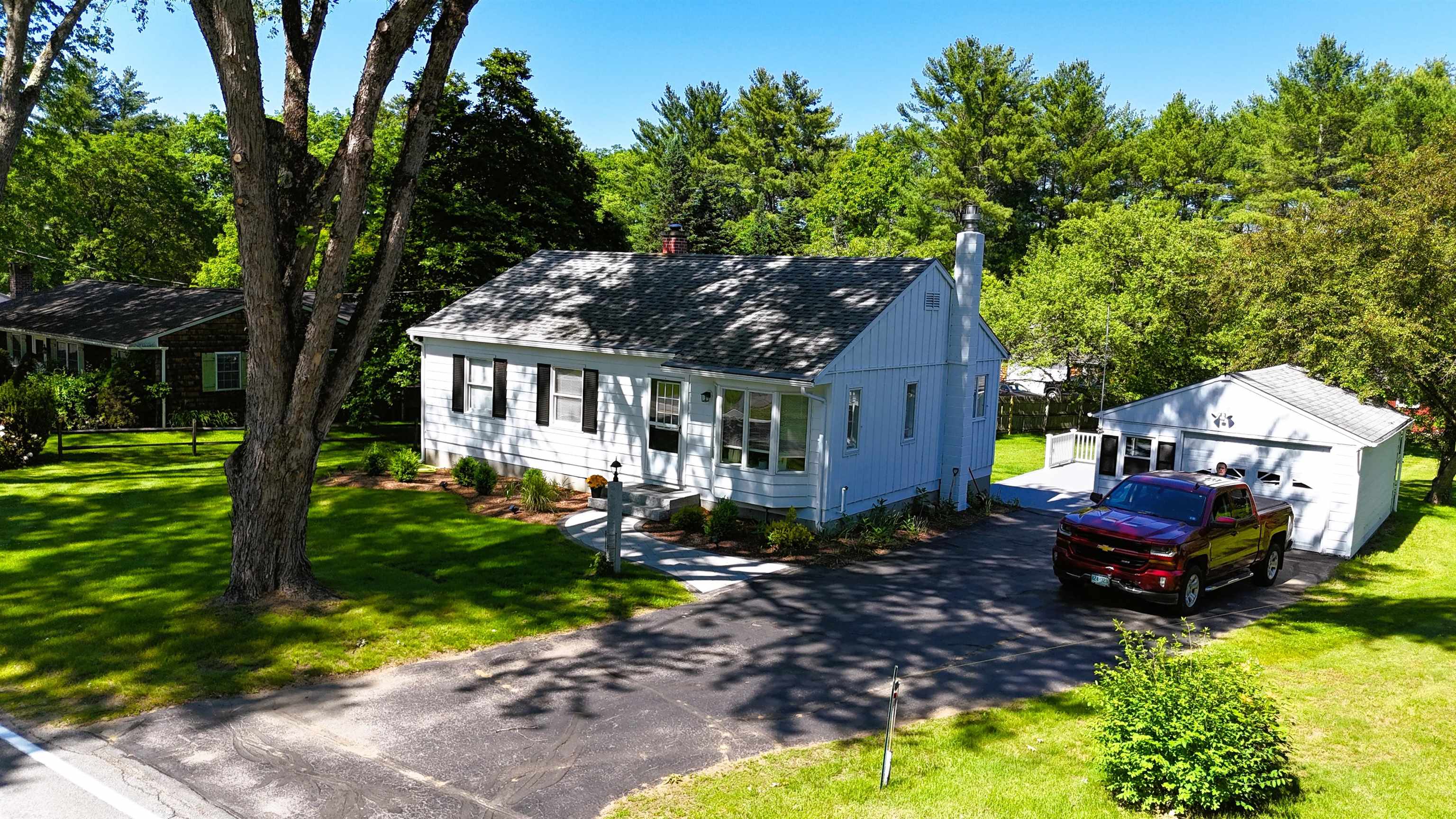 323 Matthews Road Swanzey, NH 03446 - Photo 3 of 36