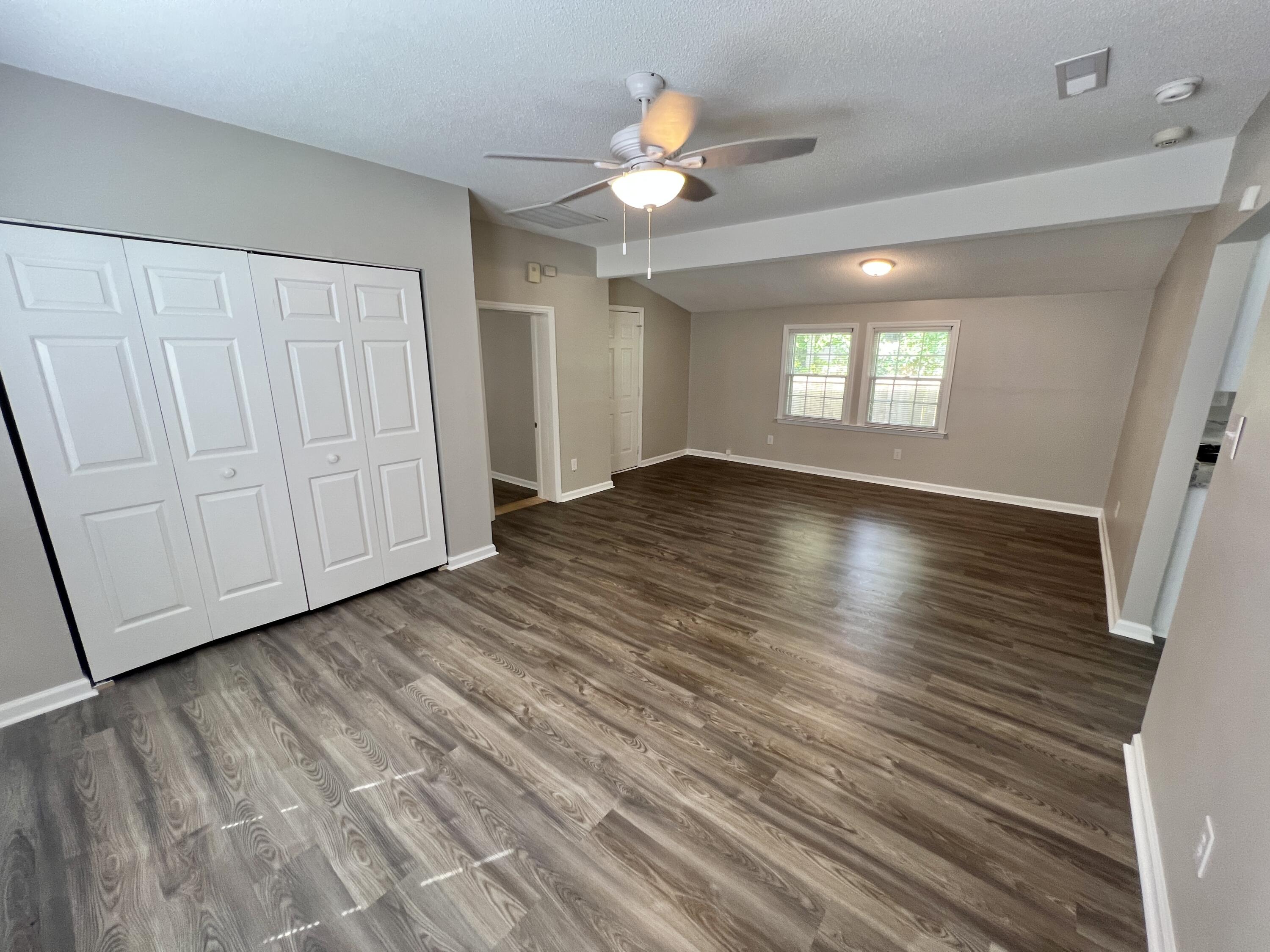 6 Maverick Street Charleston, SC 29403 - Photo 9 of 14