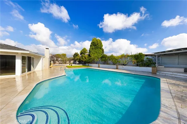 $16,850 | 1820 Tahuna Terrace, Corona del Mar, CA 92625