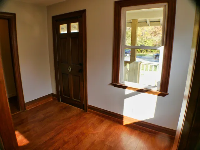 $3,150 | 1337 Ogden Avenue, Western Springs, IL 60558