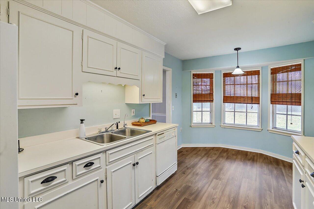 65 Fern Valley Road Brandon, MS 39042 - Photo 10 of 27 10-65 Fern Valley Rd