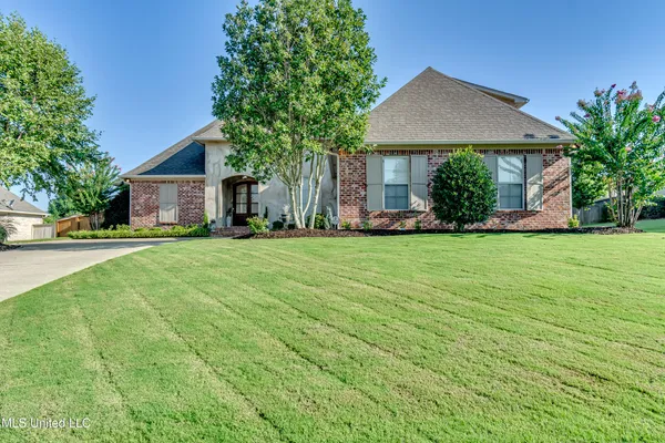 $435,000 | 112 Grandwood Drive, Canton, MS 39046