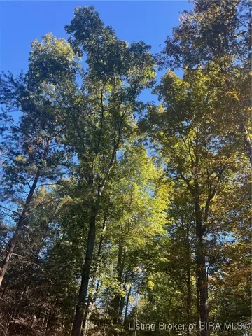 $928,000 | 3250 South Wathen Road, Pekin, IN 47165