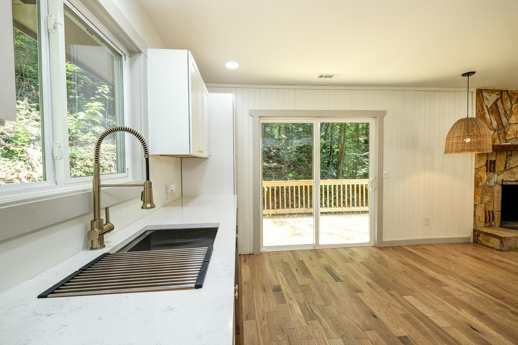 251 Ridge Cliff Road Marble, NC 28905 - Photo 10 of 39