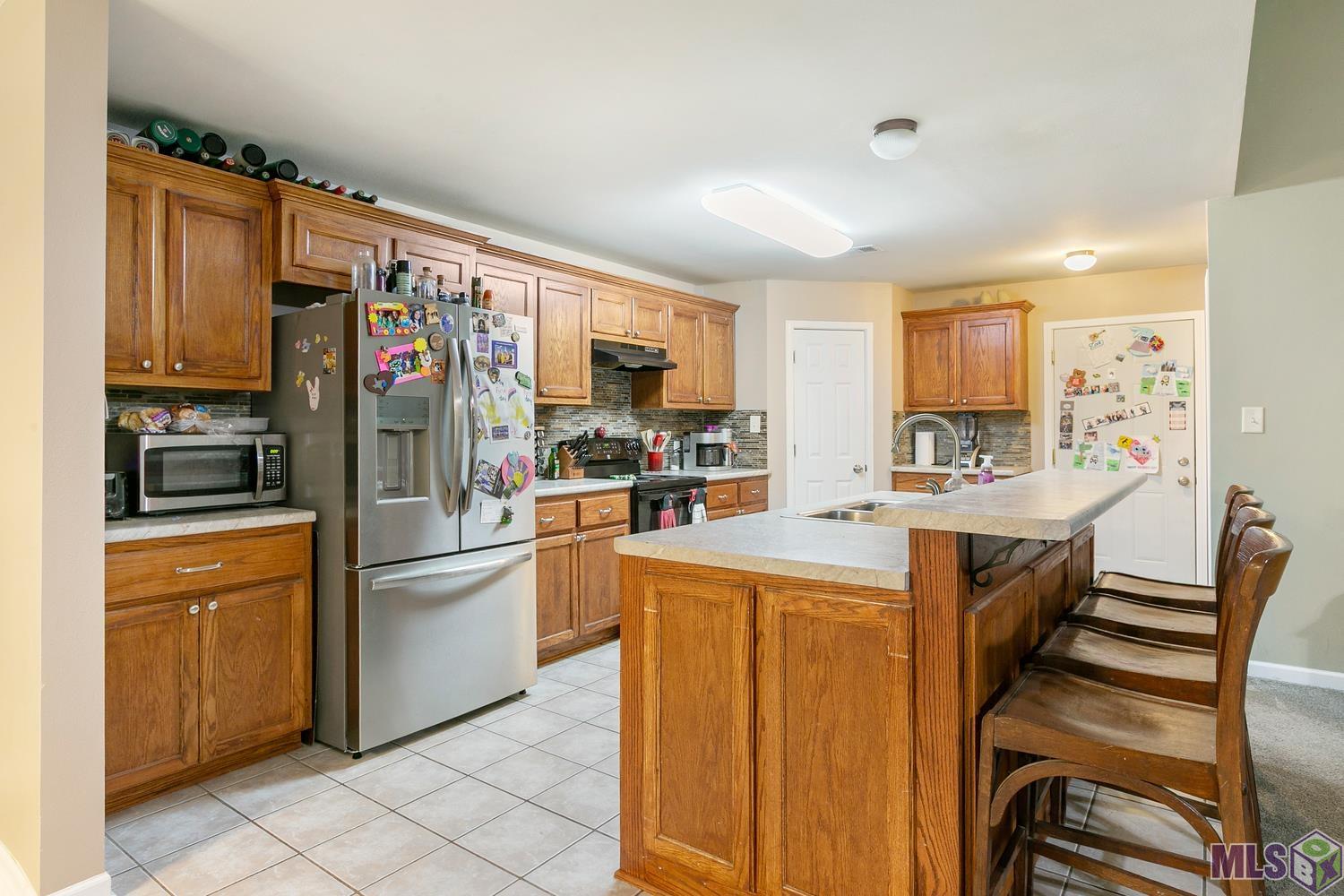 23550 South Point Drive Denham Springs, LA 70726 - Photo 3 of 18
