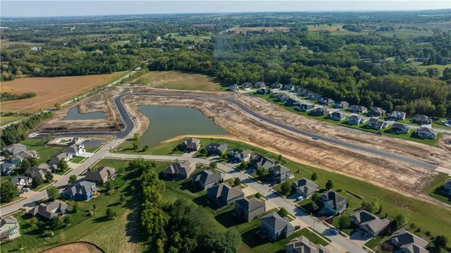 $128,000 | 2321 Foxtail Drive, Kearney, MO 64060