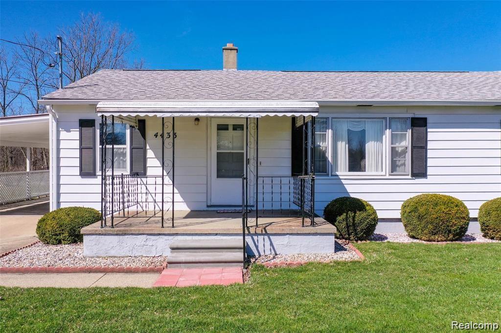 4433 North Vassar Road Flint, MI 48506 - Photo 1 of 21