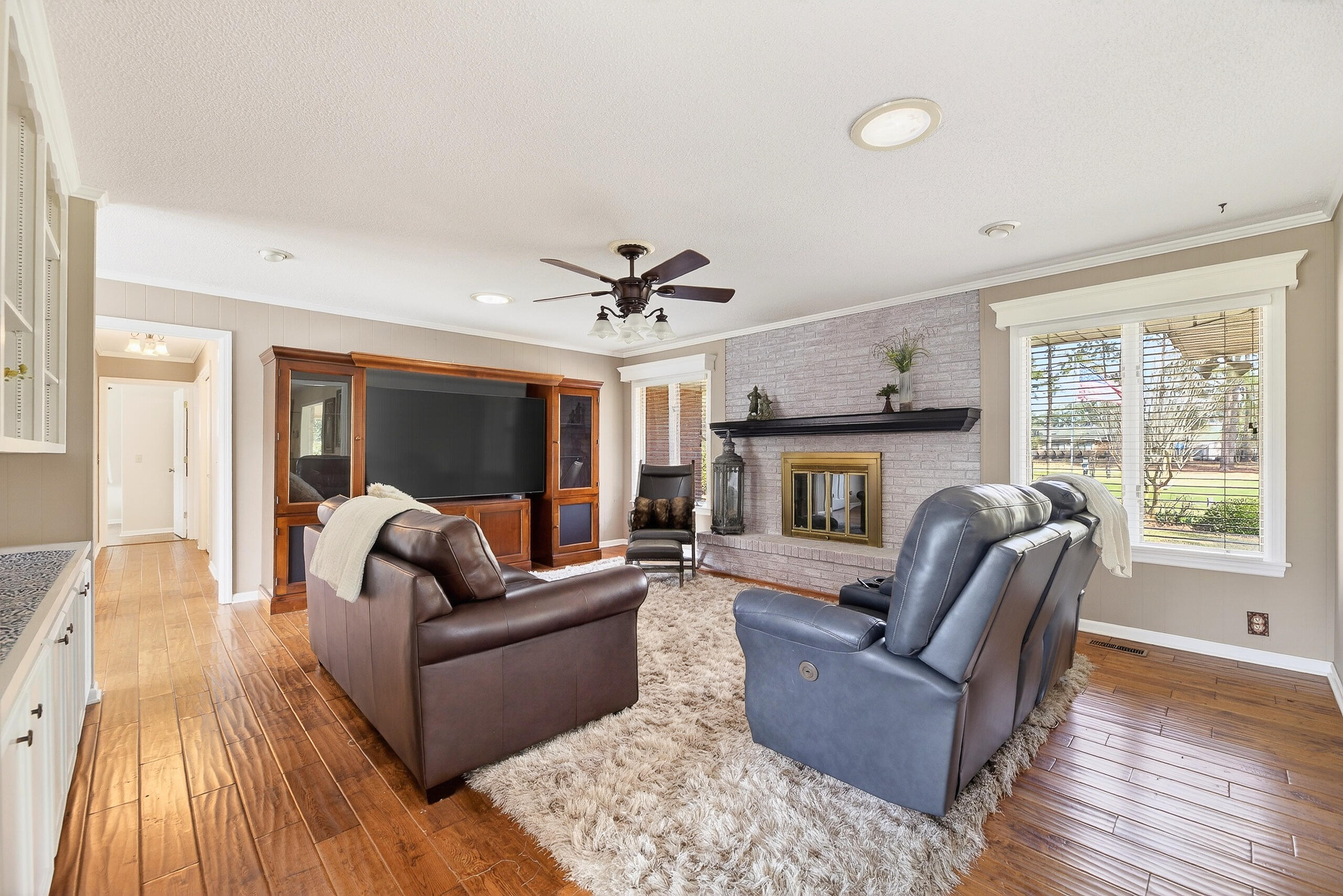 207 Cooper Drive Santee, SC 29142 - Photo 8 of 39 Living Room