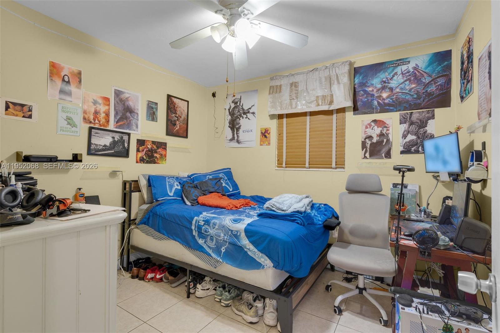 4332 Southwest 98th Avenue Miami, FL 33165 - Photo 15 of 35