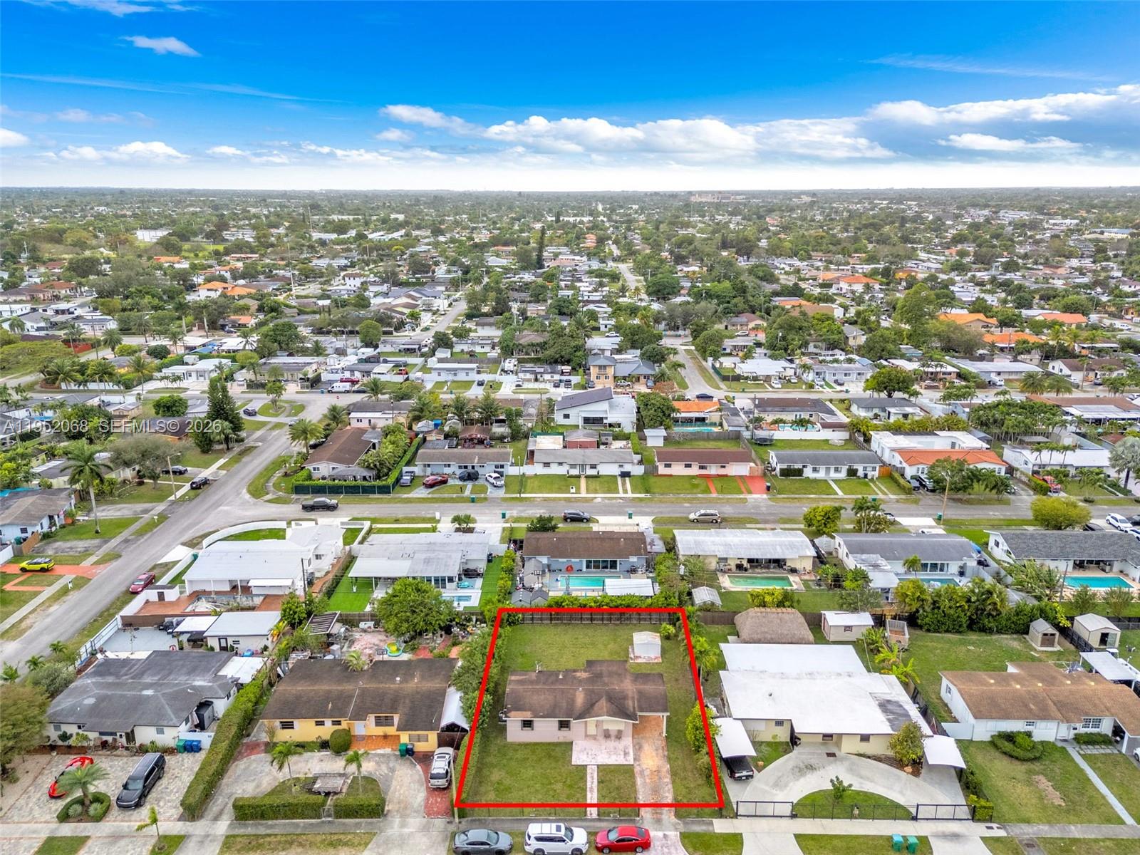 4332 Southwest 98th Avenue Miami, FL 33165 - Photo 23 of 35