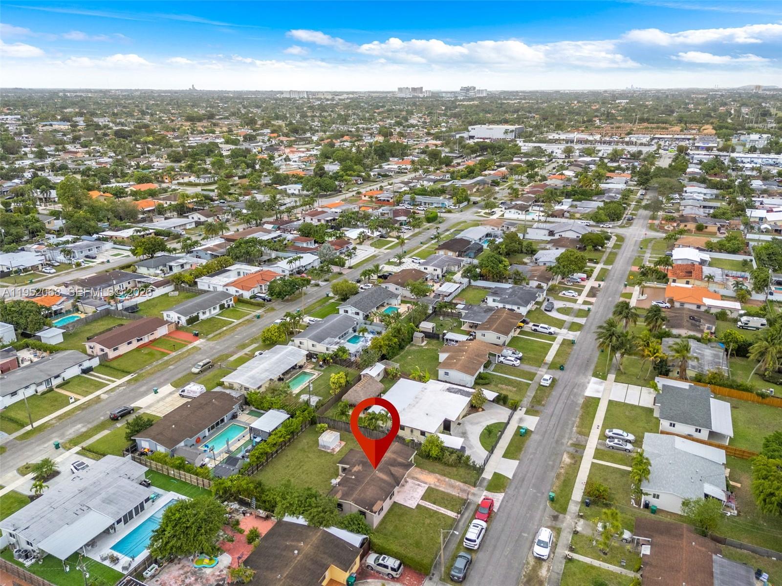 4332 Southwest 98th Avenue Miami, FL 33165 - Photo 31 of 35