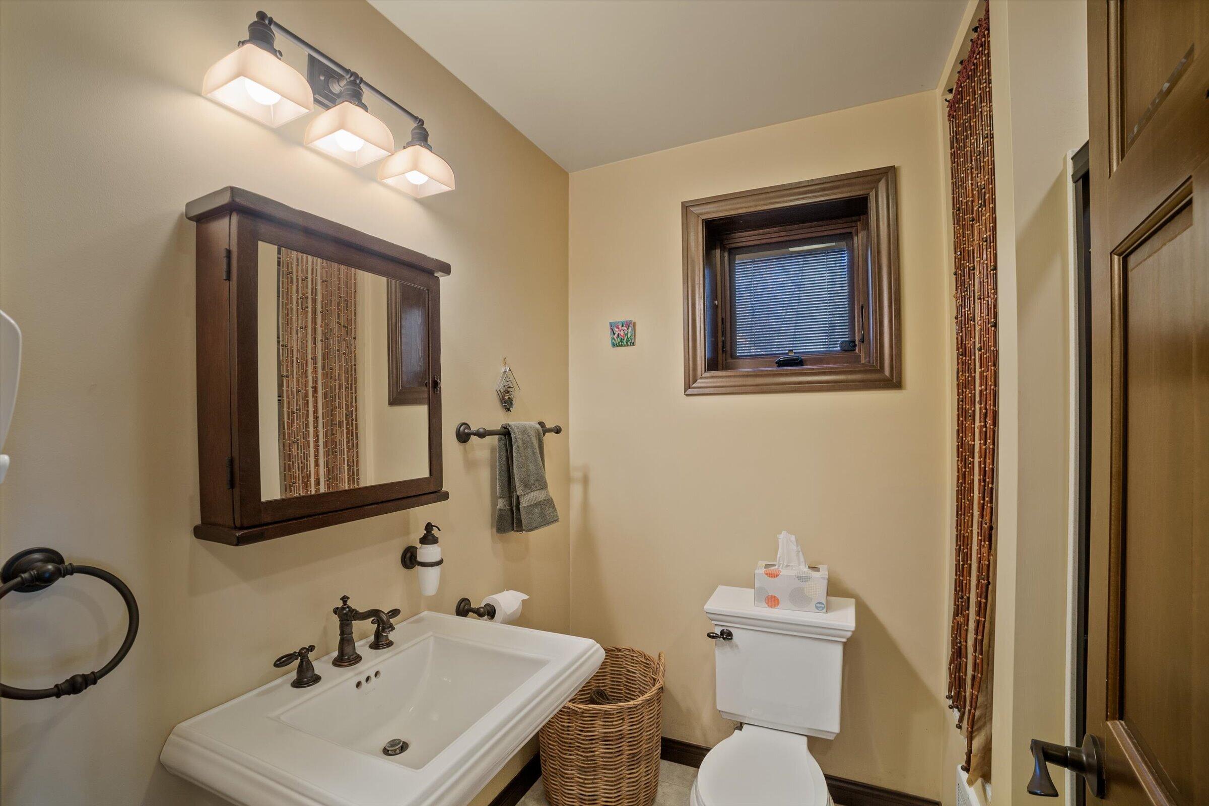 51000 Maple Road Marcellus, MI 49067 - Photo 5 of 56 Main level bathroom