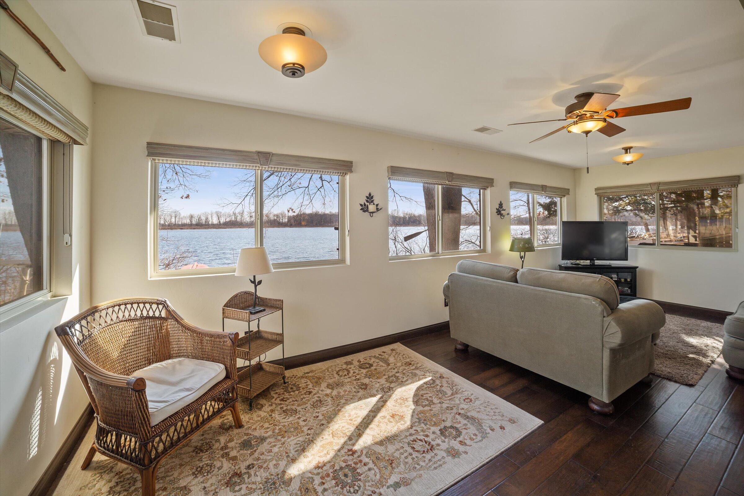 51000 Maple Road Marcellus, MI 49067 - Photo 10 of 56 3 Season Room