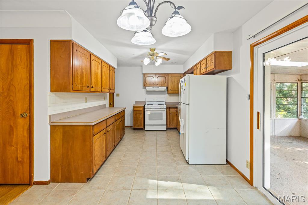 7 Hickerson Place Alton, IL 62002 - Photo 13 of 40