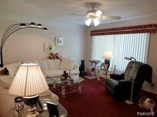 19421 Stephens Road Eastpointe, MI 48021 - Photo 6 of 25 P1000736RC.jpg