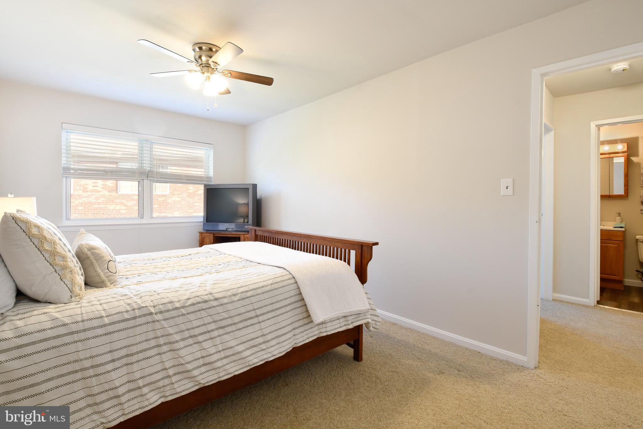 9559 Hagel Circle, Unit E Lorton, VA 22079 - Photo 15 of 25