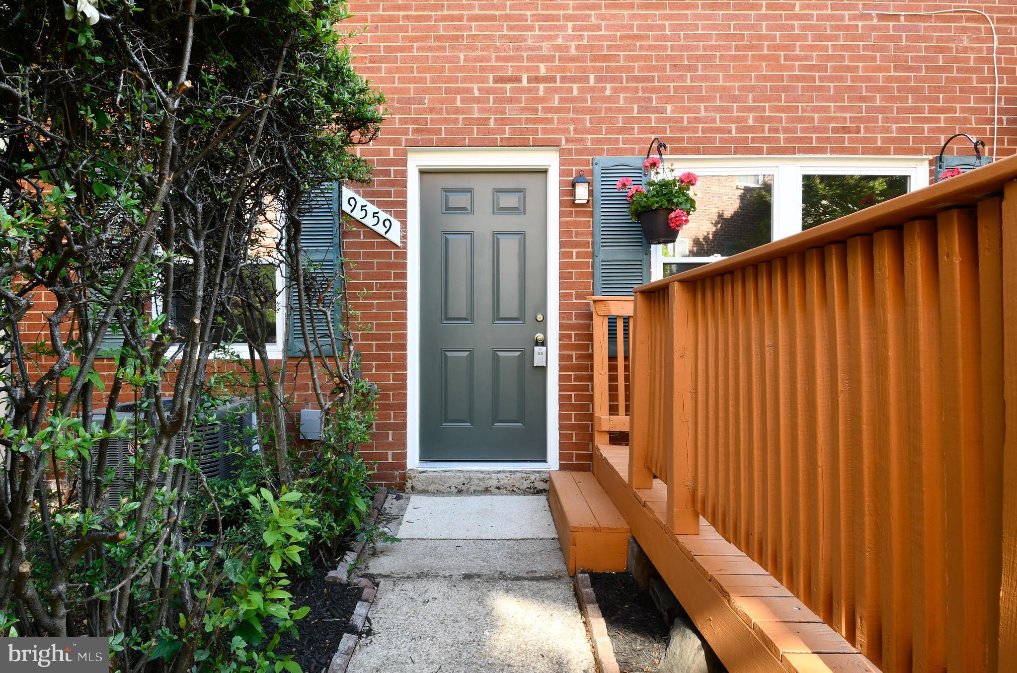 9559 Hagel Circle, Unit E Lorton, VA 22079 - Photo 24 of 25