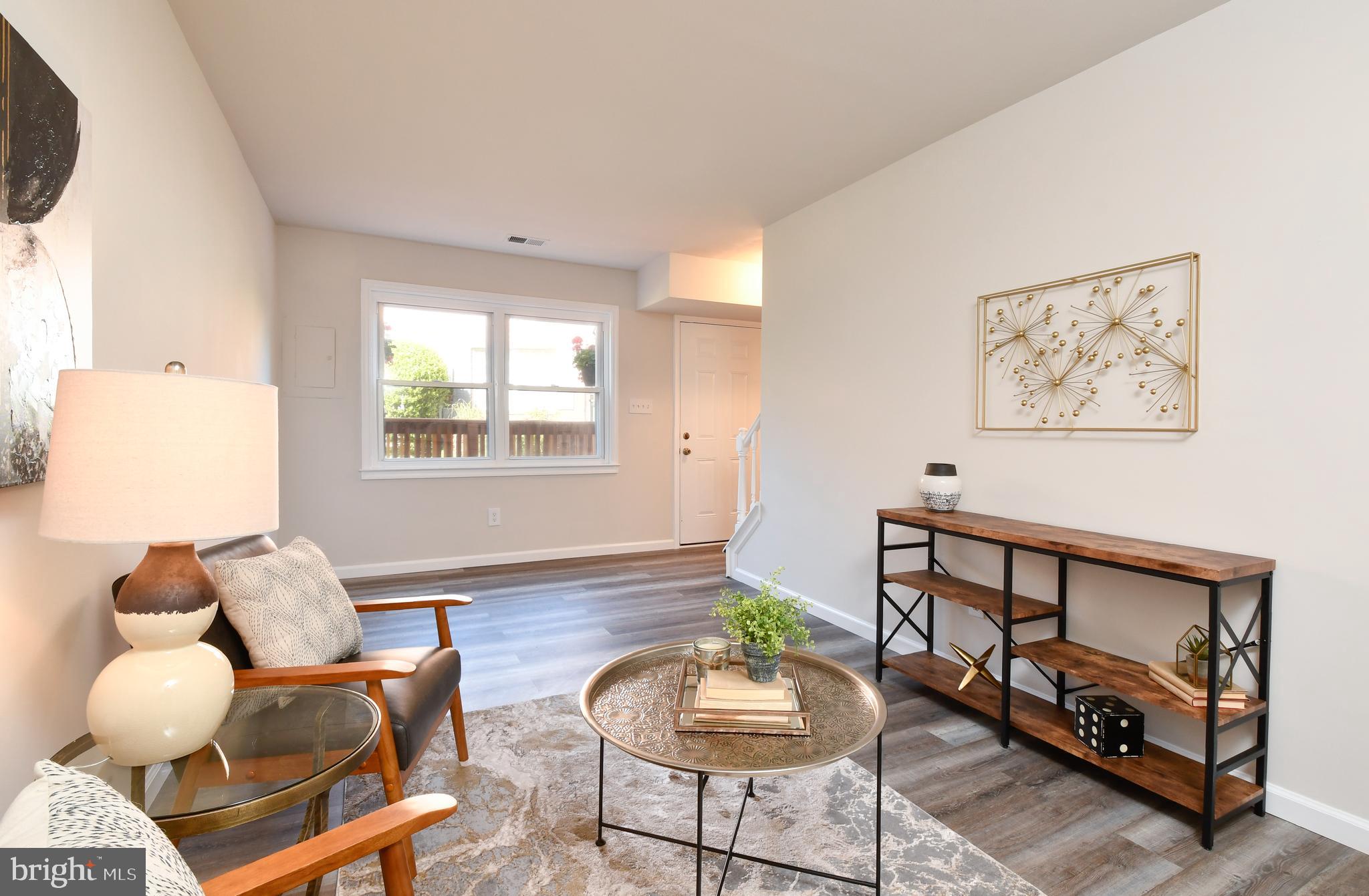 9559 Hagel Circle, Unit E Lorton, VA 22079 - Photo 4 of 25 n