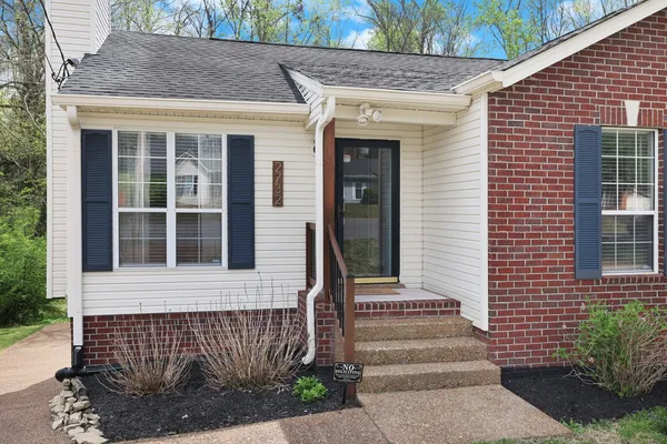 $379,000 | 2732 Airwood Drive, Nashville, TN 37214