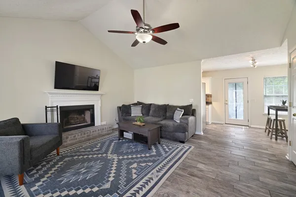 $379,000 | 2732 Airwood Drive, Nashville, TN 37214